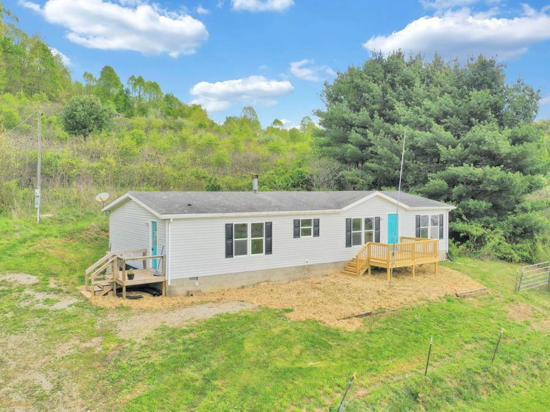 12186 State Route 155, Corning, OH 43730 Photo 46