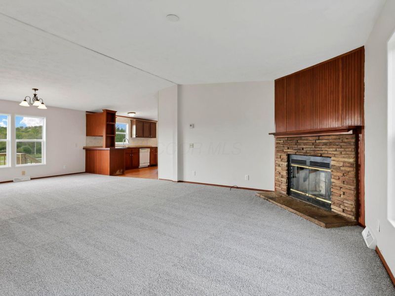 12186 State Route 155, Corning, OH 43730 Photo 6