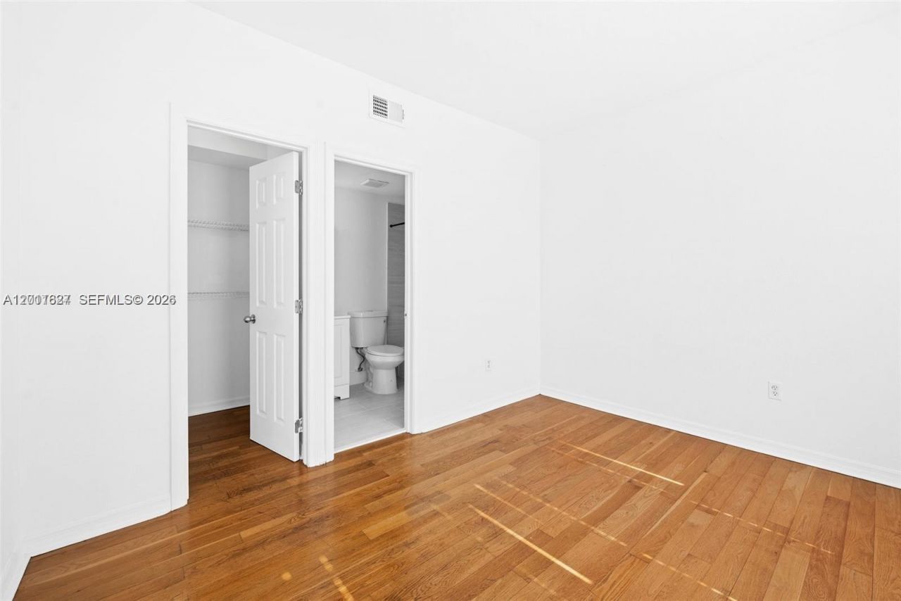 1027 Pennsylvania Ave , Unit 306, Miami Beach, FL 33139 Photo