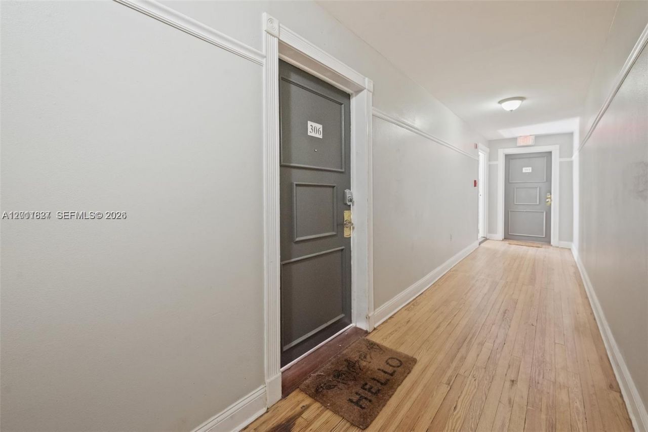 1027 Pennsylvania Ave , Unit 306, Miami Beach, FL 33139 Photo