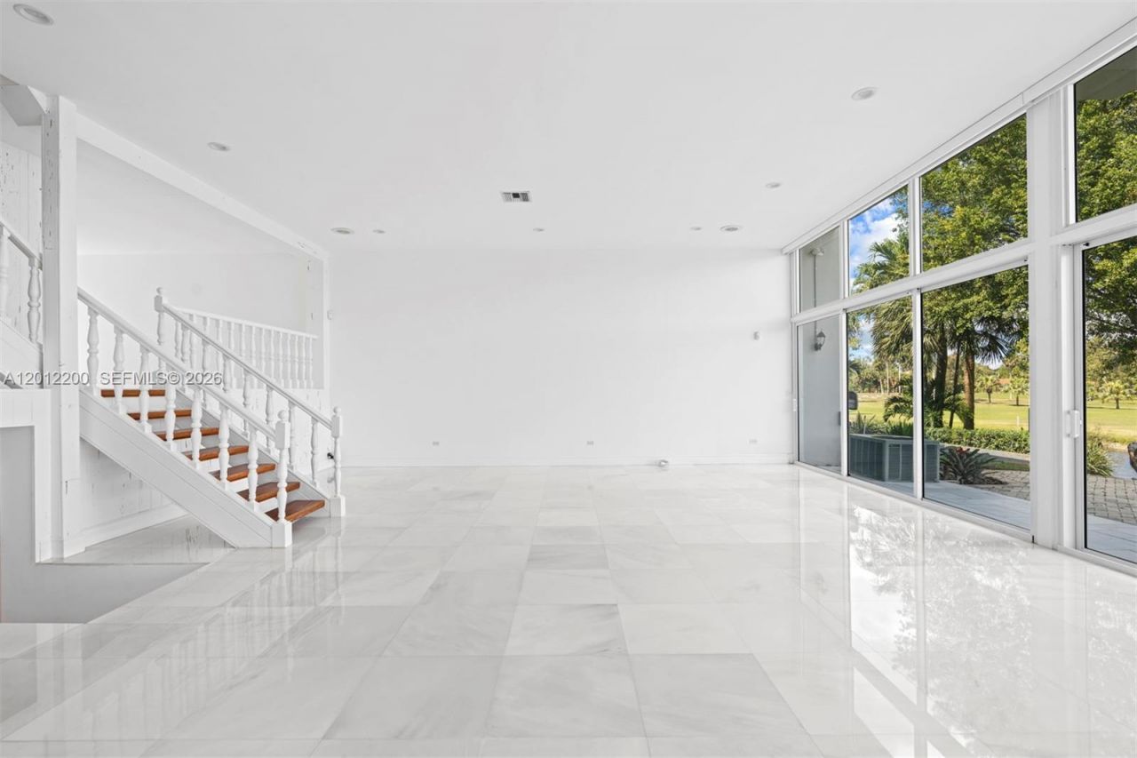 6795 Brookline Dr, Unit 6795, Miami, FL 33015 Photo