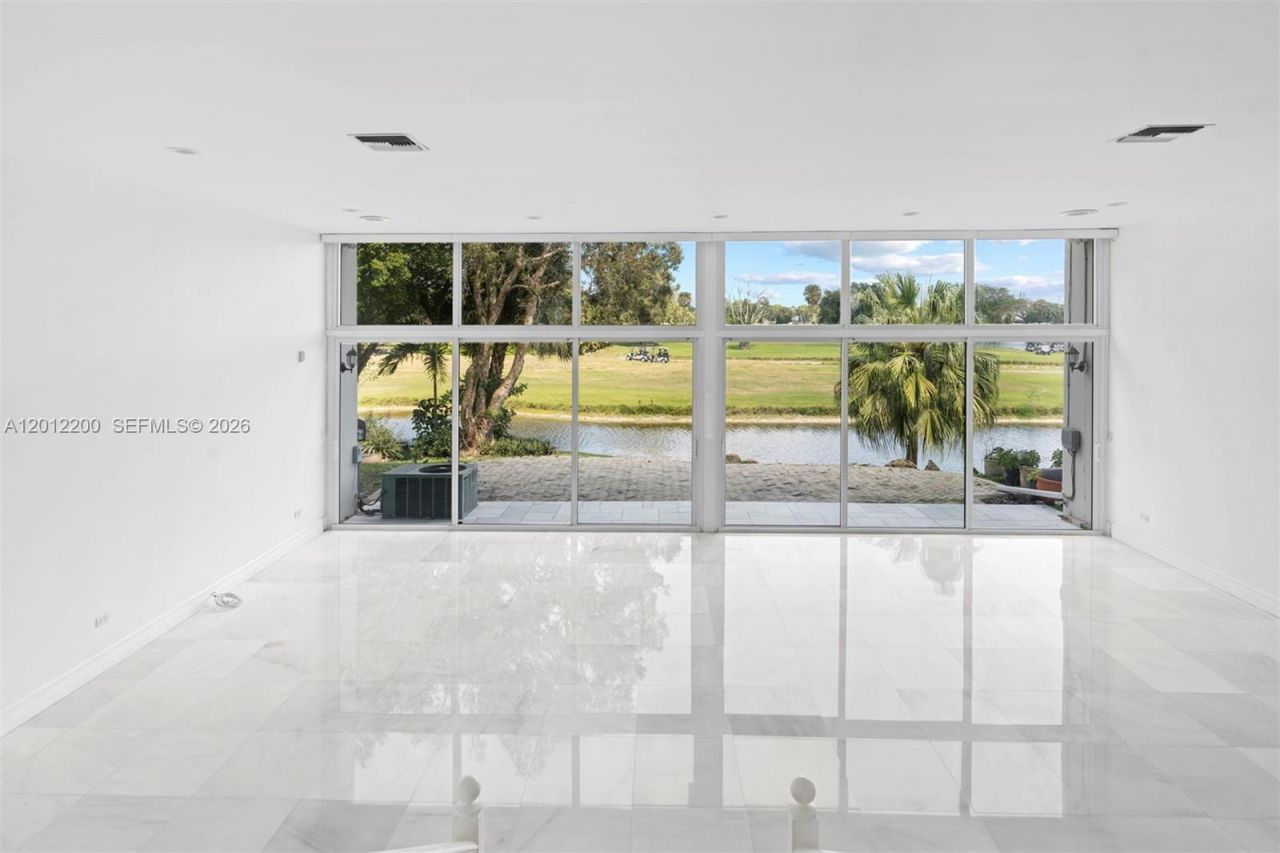 6795 Brookline Dr, Unit 6795, Miami, FL 33015 Photo