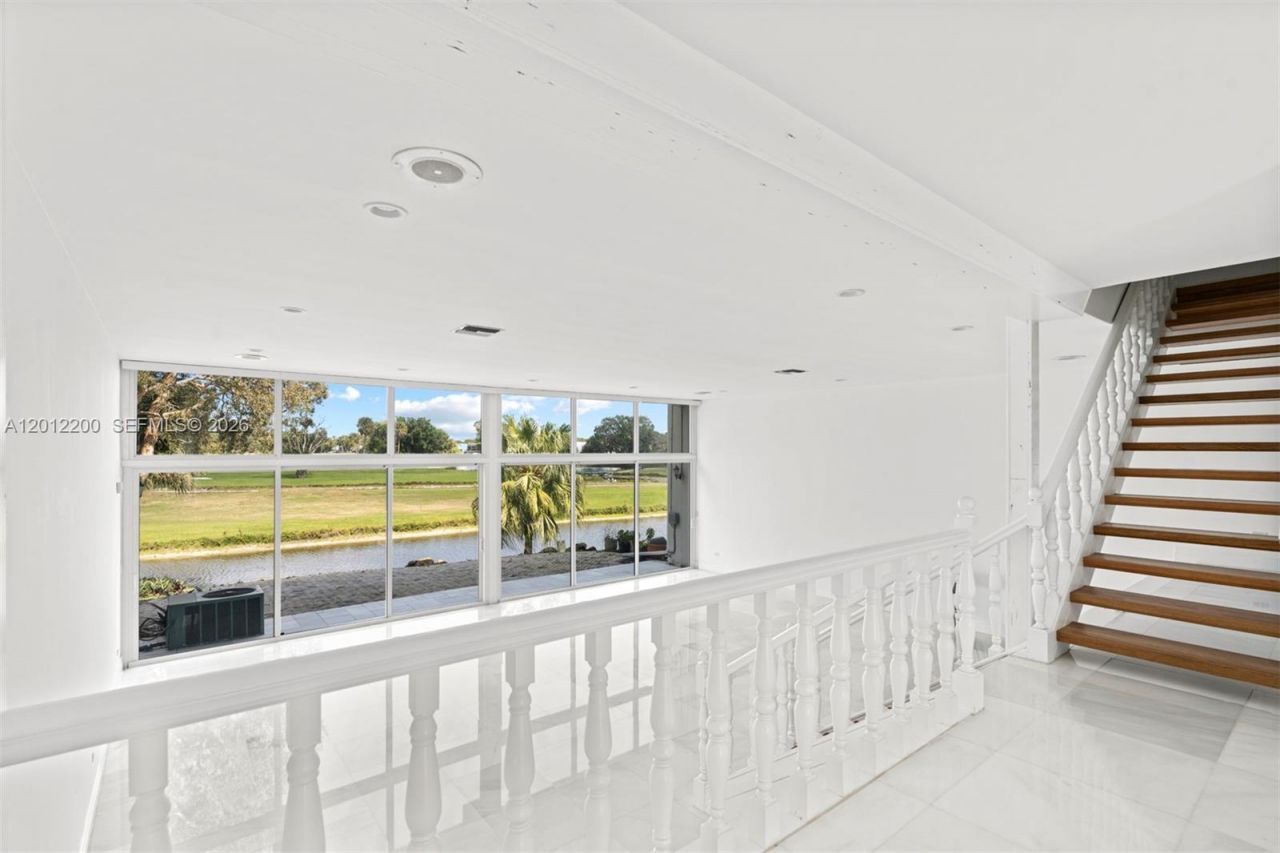 6795 Brookline Dr, Unit 6795, Miami, FL 33015 Photo