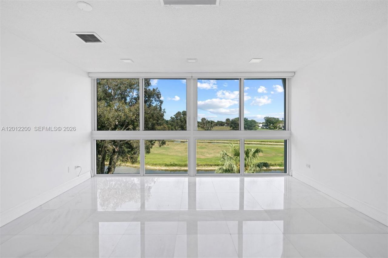 6795 Brookline Dr, Unit 6795, Miami, FL 33015 Photo