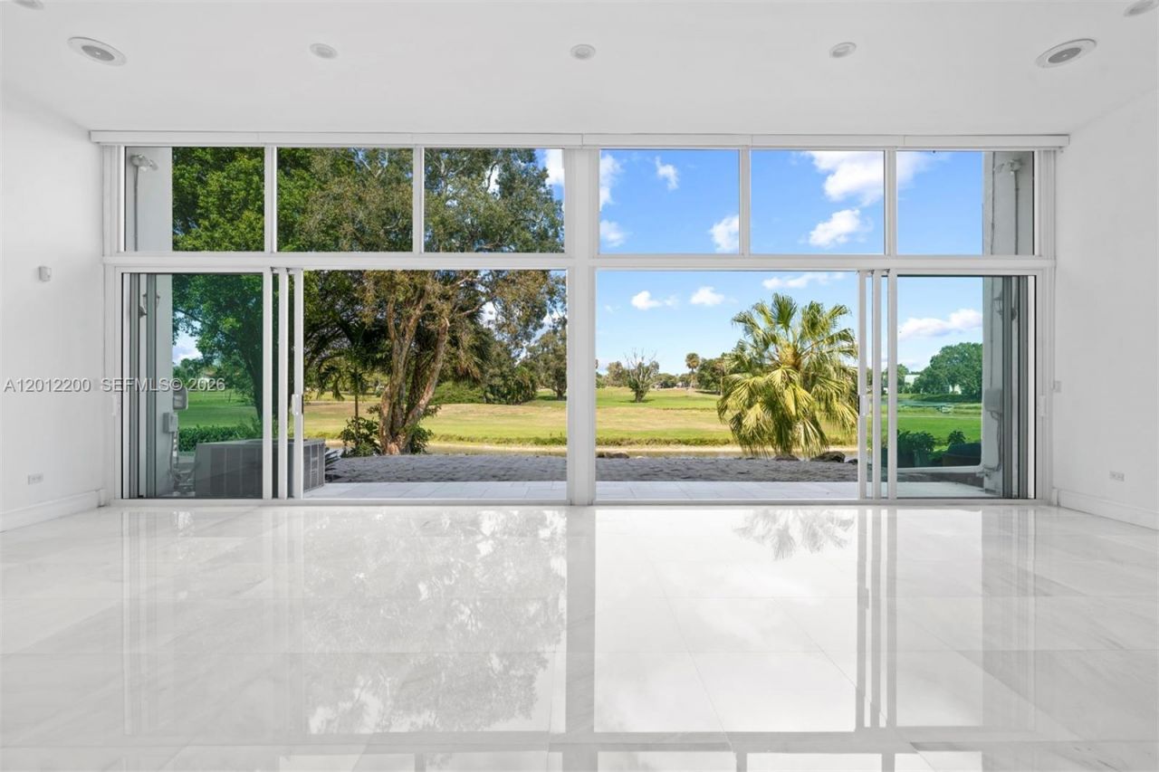 6795 Brookline Dr, Unit 6795, Miami, FL 33015 Photo