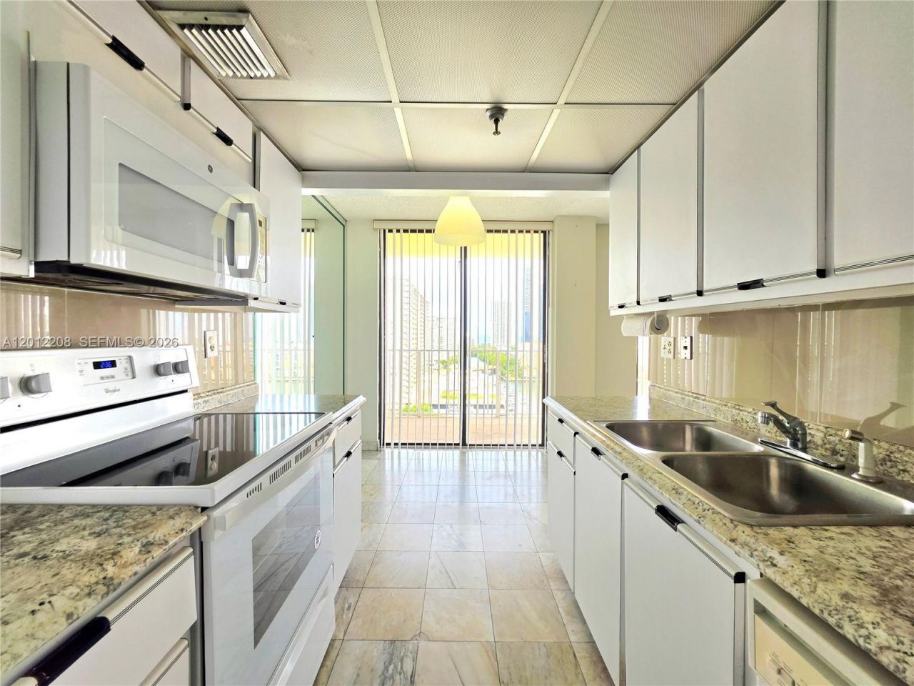 290 174th St , Unit 1517, Sunny Isles Beach, FL 33160 Photo