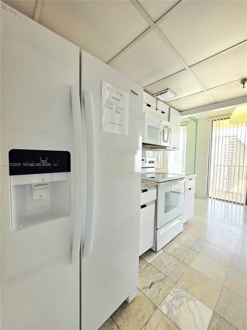 290 174th St , Unit 1517, Sunny Isles Beach, FL 33160 Photo