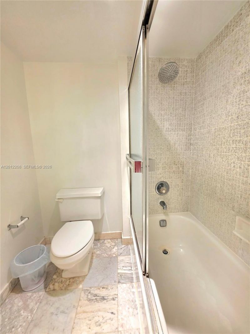 290 174th St , Unit 1517, Sunny Isles Beach, FL 33160 Photo