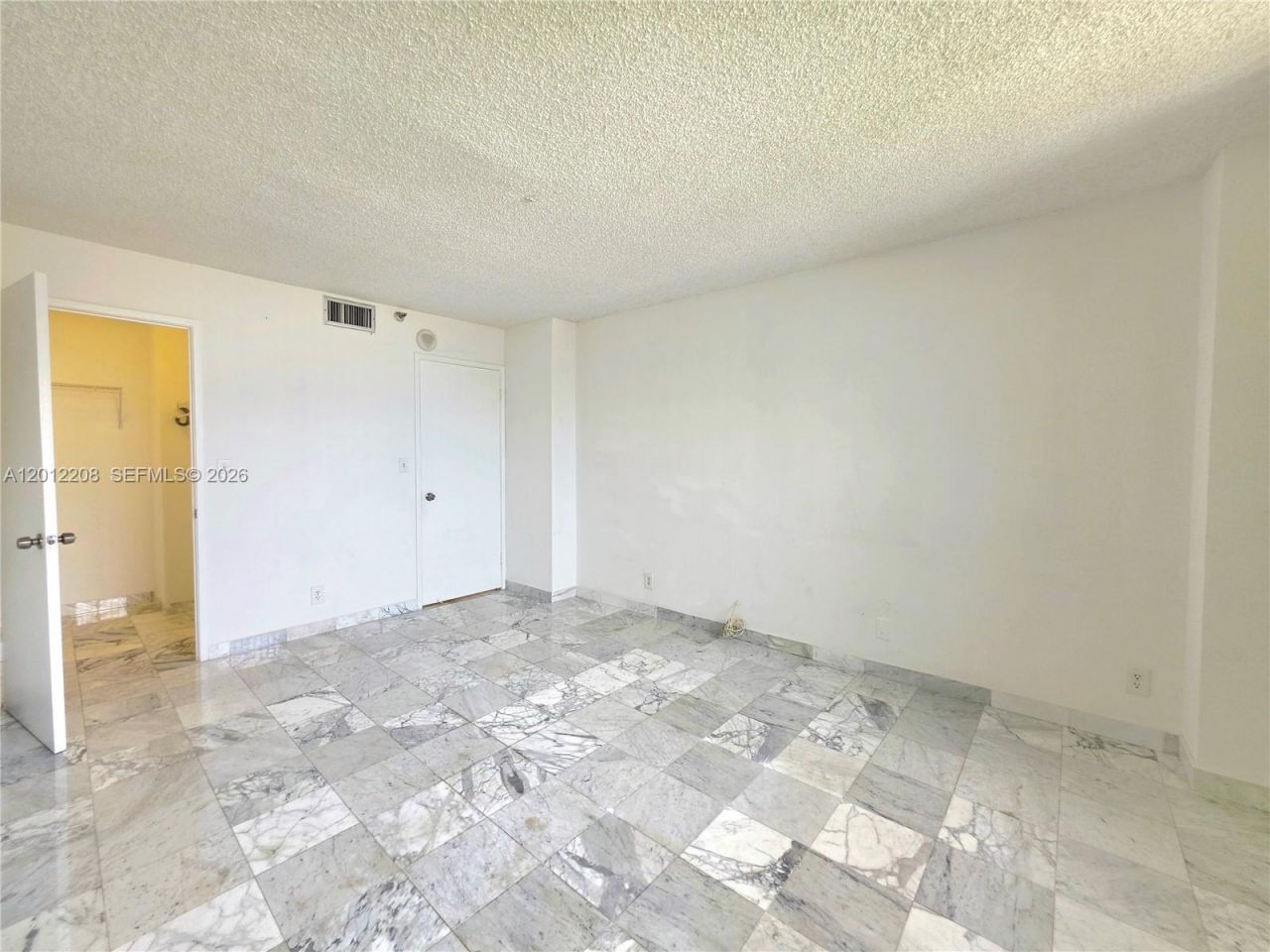290 174th St , Unit 1517, Sunny Isles Beach, FL 33160 Photo