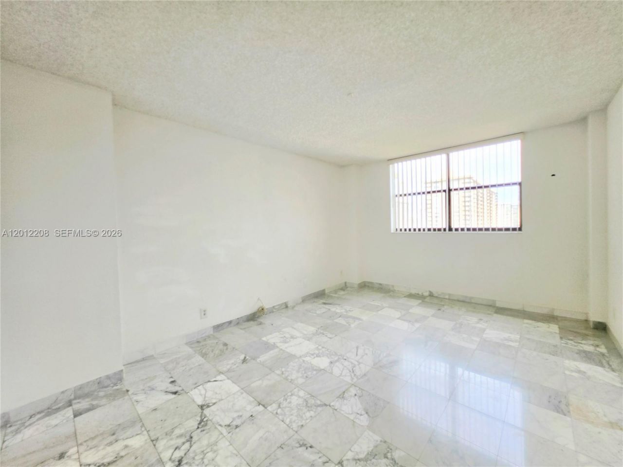 290 174th St , Unit 1517, Sunny Isles Beach, FL 33160 Photo