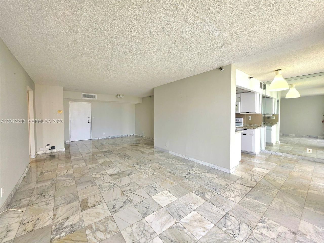 290 174th St , Unit 1517, Sunny Isles Beach, FL 33160 Photo