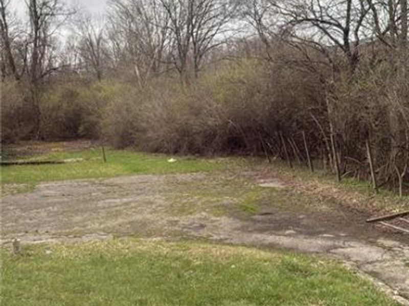 6937 N Main Street, Englewood, OH 45415 Photo 12