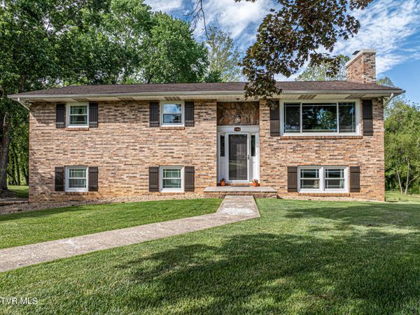 194 Deertrack Lane, Bristol, VA 24201