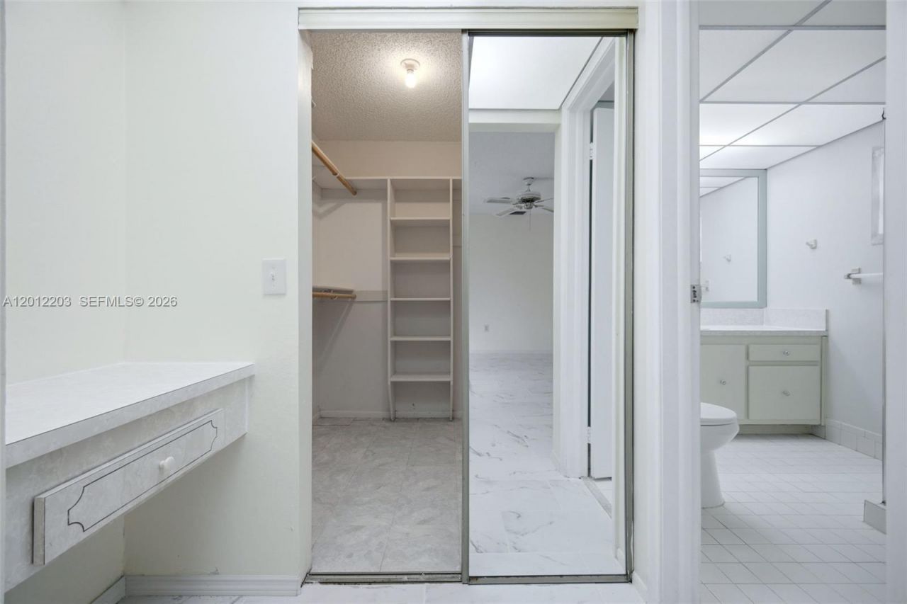 920 NW 92nd Ave , Pembroke Pines, FL 33024 Photo