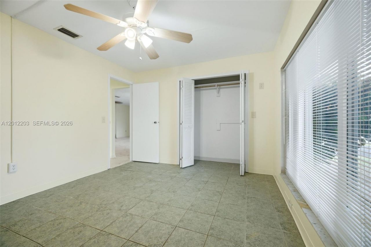 920 NW 92nd Ave , Pembroke Pines, FL 33024 Photo
