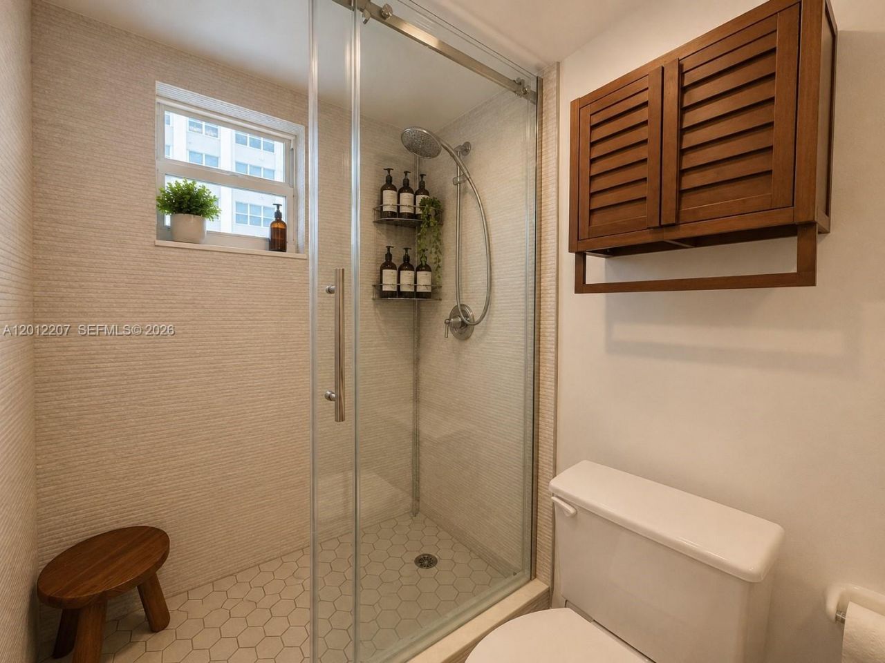 1228 West Ave, Unit 402, Miami Beach, FL 33139 Photo
