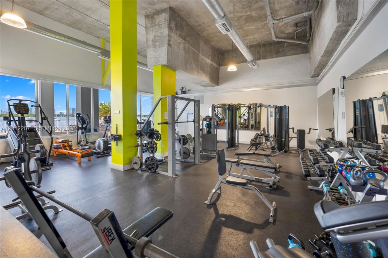 1228 West Ave, Unit 402, Miami Beach, FL 33139 Photo