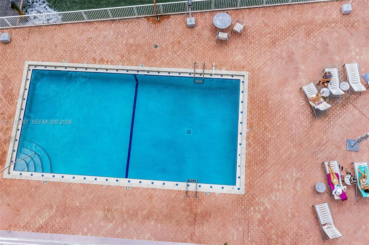 1228 West Ave, Unit 402, Miami Beach, FL 33139 Photo