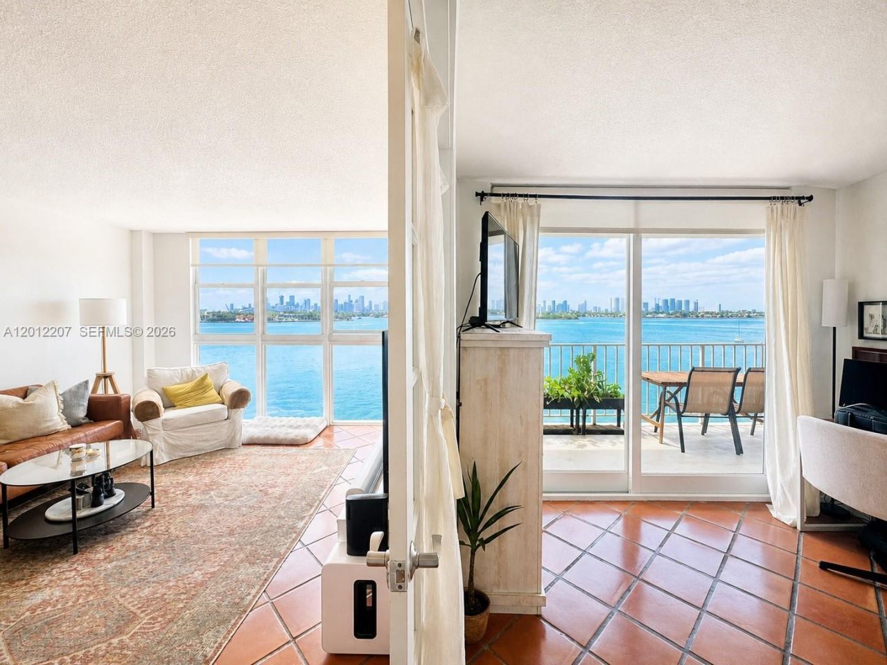 1228 West Ave, Unit 402, Miami Beach, FL 33139 Photo
