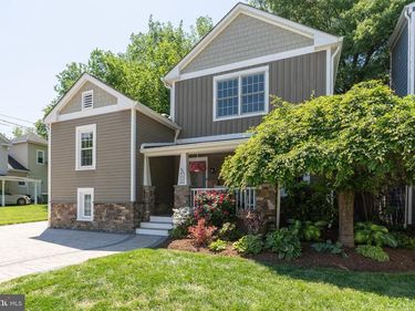 1900 N NELSON STREET, ARLINGTON, VA 22207