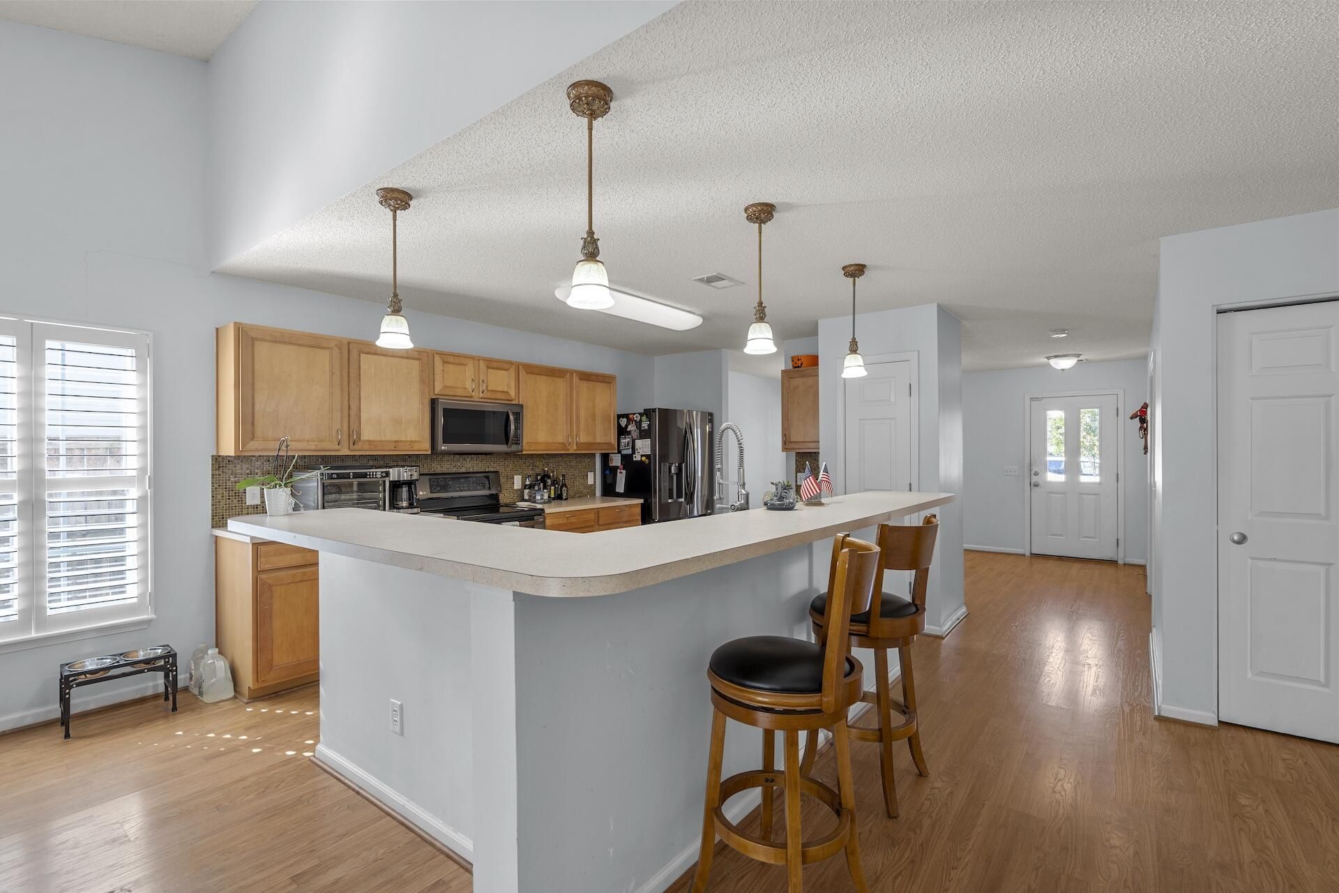 332 Southport Drive Photo 10