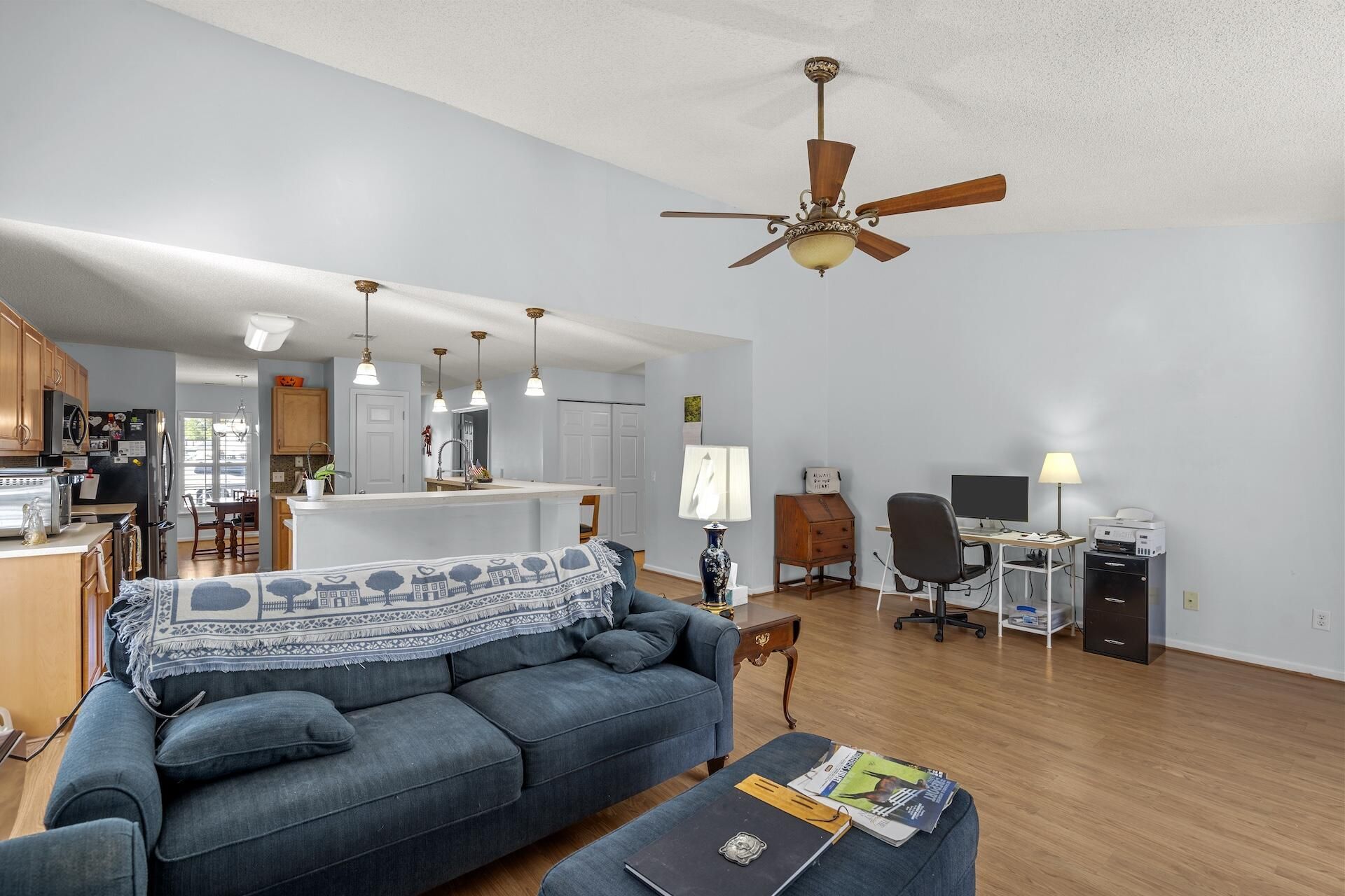 332 Southport Drive Photo 15