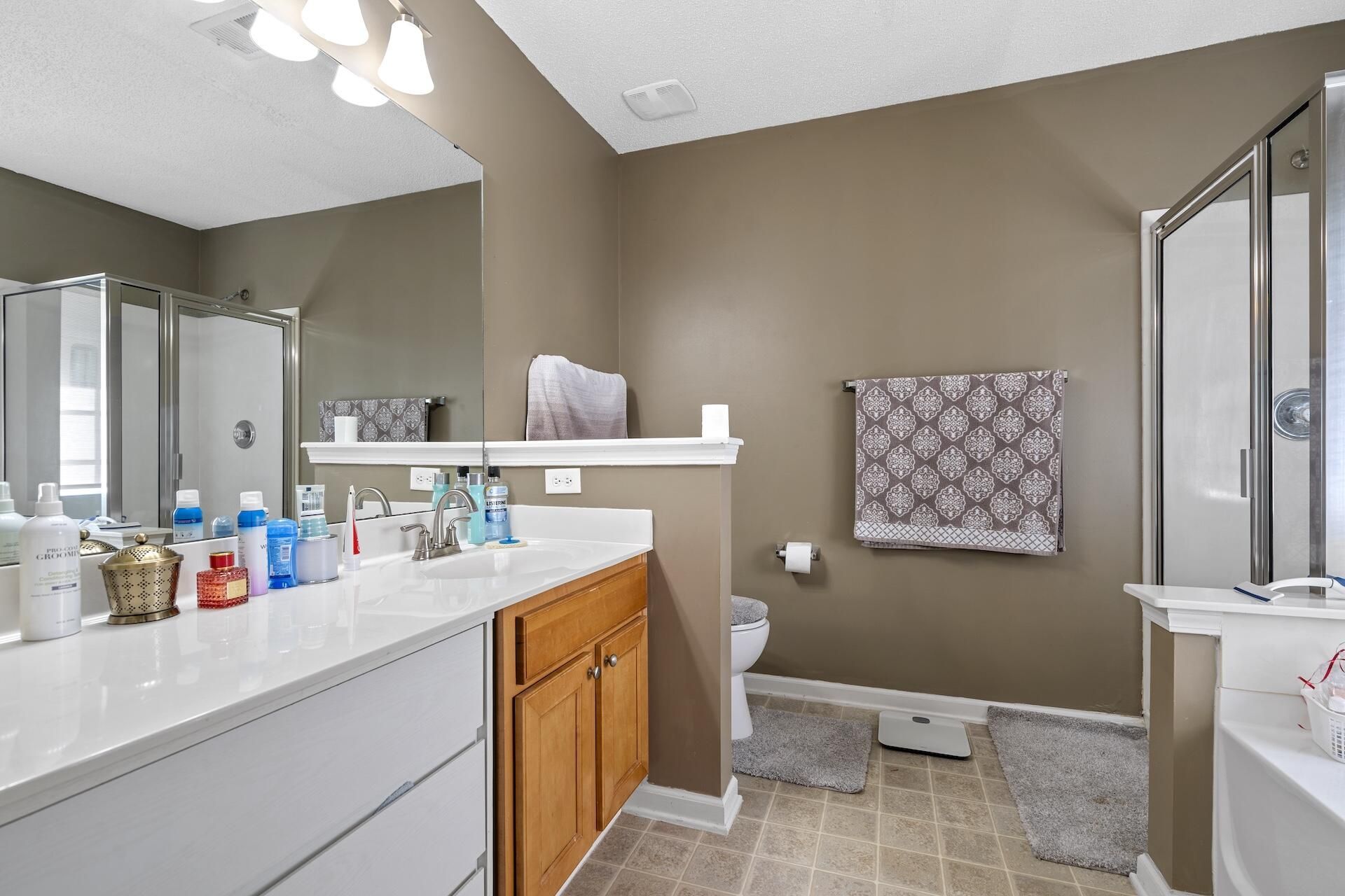 332 Southport Drive Photo 22