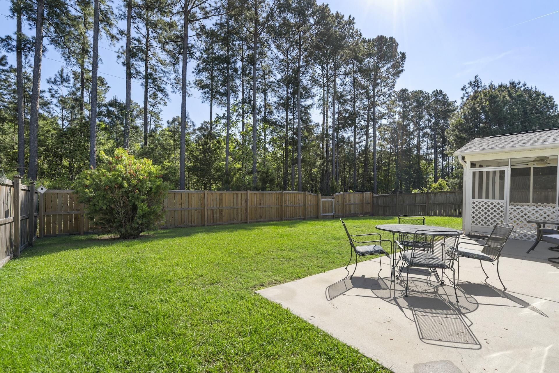 332 Southport Drive Photo 27
