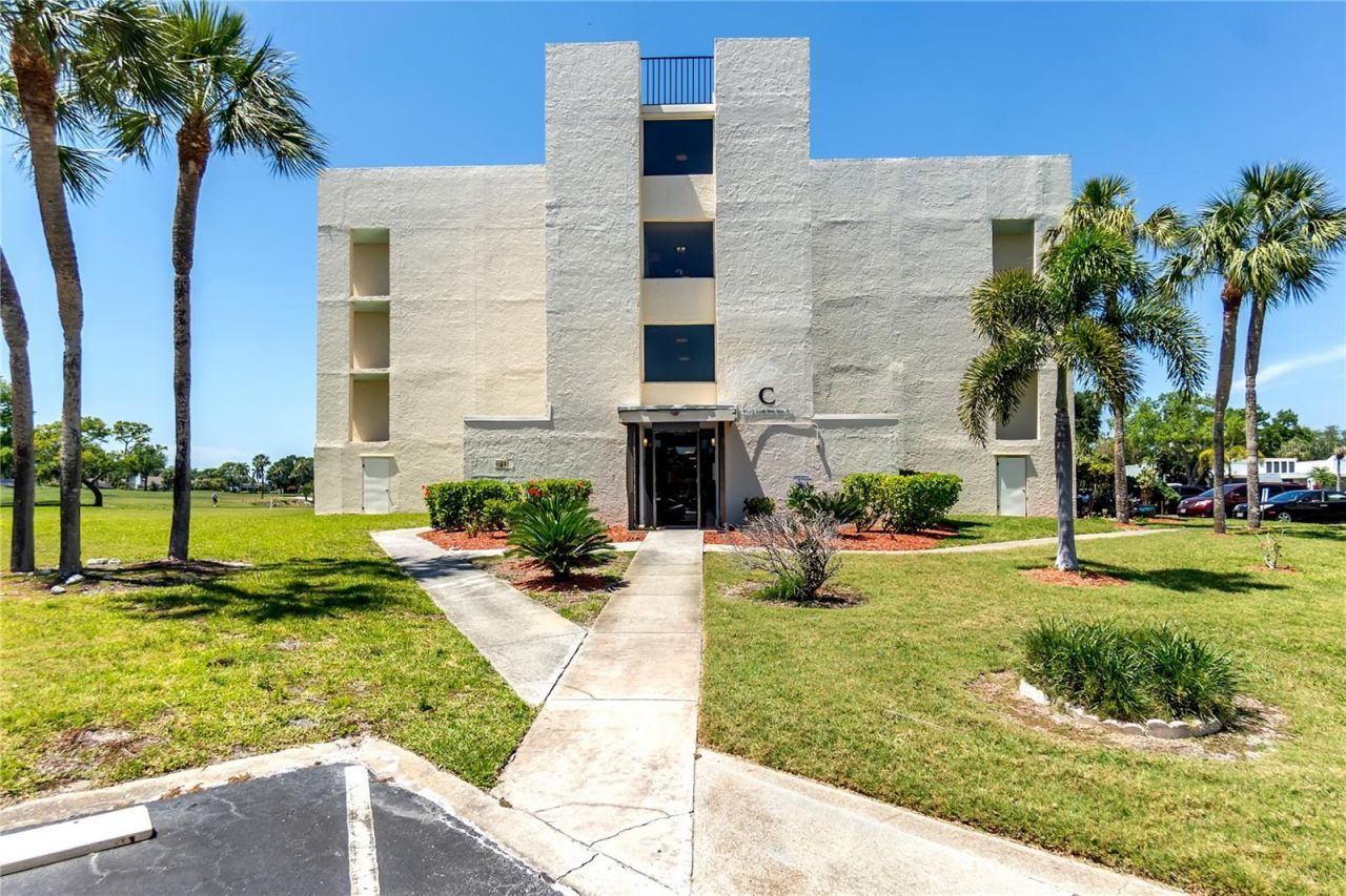 4119 61st Avenue Terrace W, Unit 102, Bradenton, FL 34210 Photo