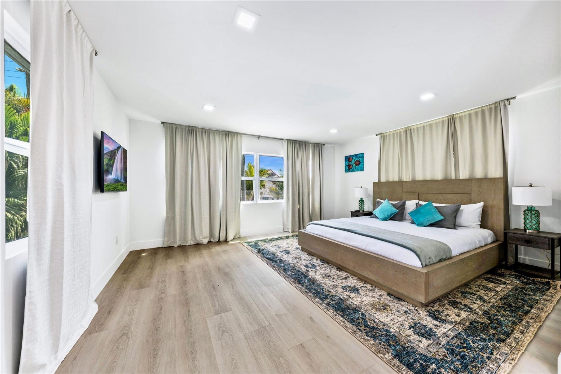 3329 NE 17th Street, Fort Lauderdale, FL 33305 Photo