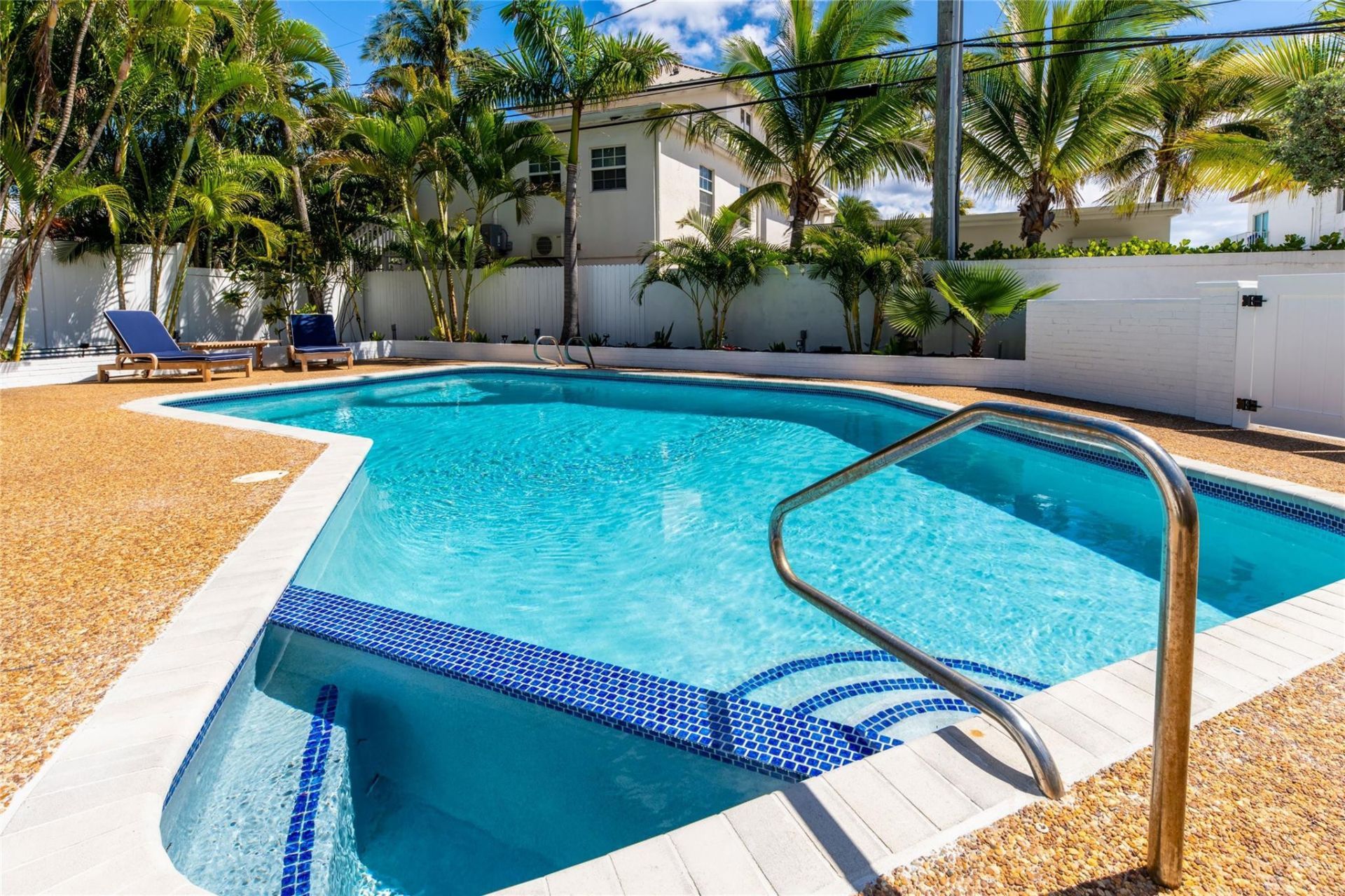 3329 NE 17th Street, Fort Lauderdale, FL 33305 Photo