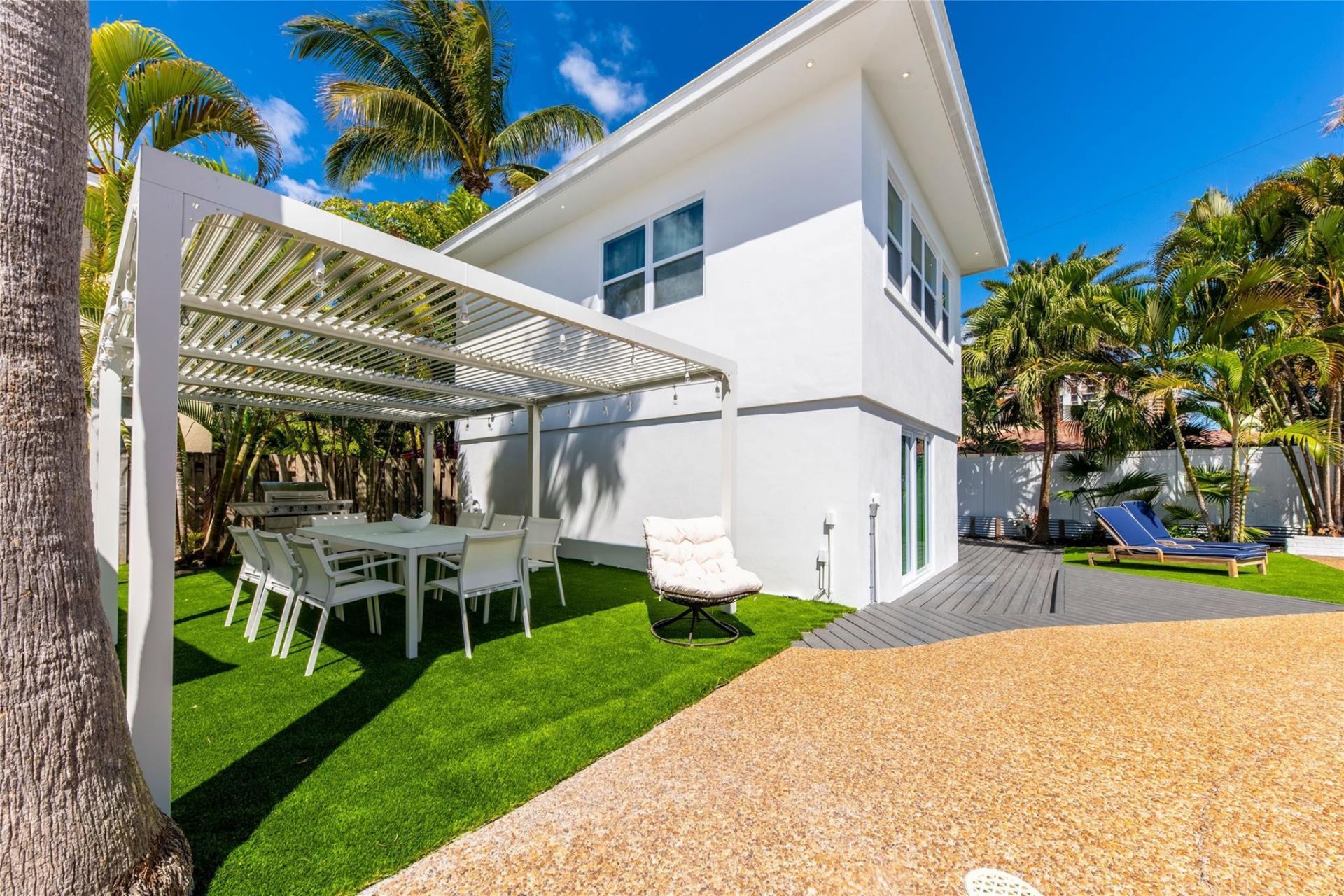 3329 NE 17th Street, Fort Lauderdale, FL 33305 Photo