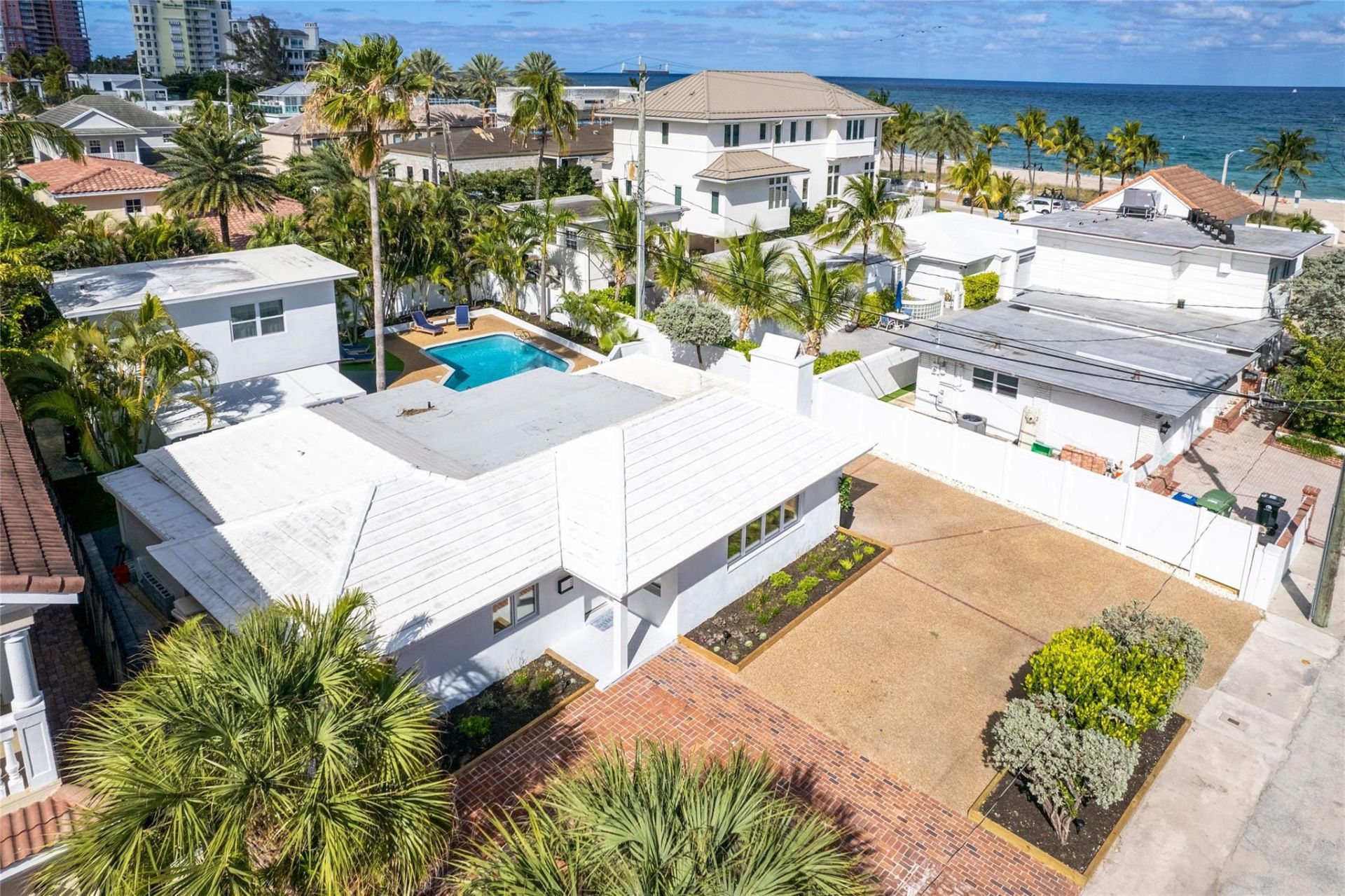 3329 NE 17th Street, Fort Lauderdale, FL 33305 Photo