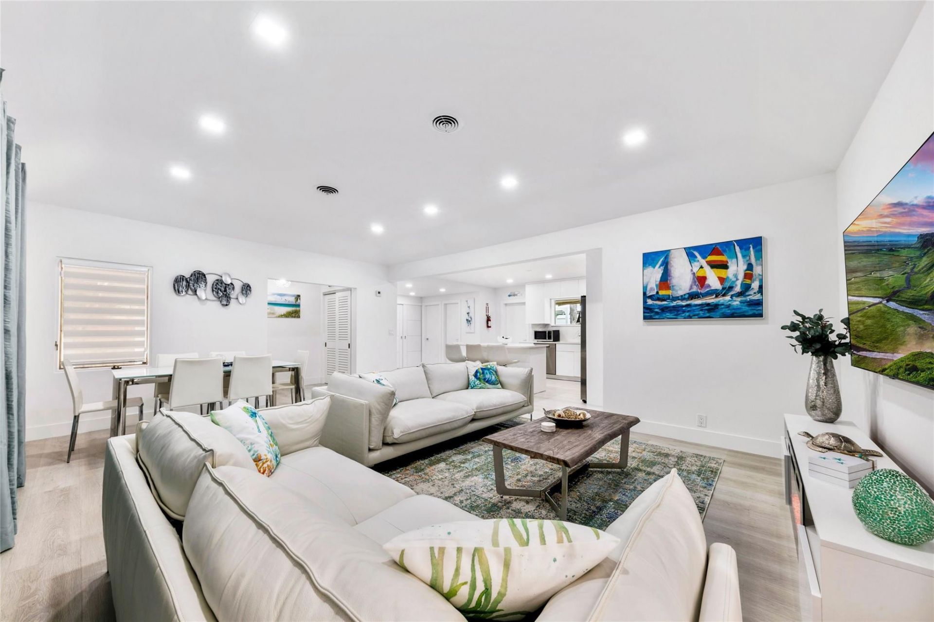 3329 NE 17th Street, Fort Lauderdale, FL 33305 Photo