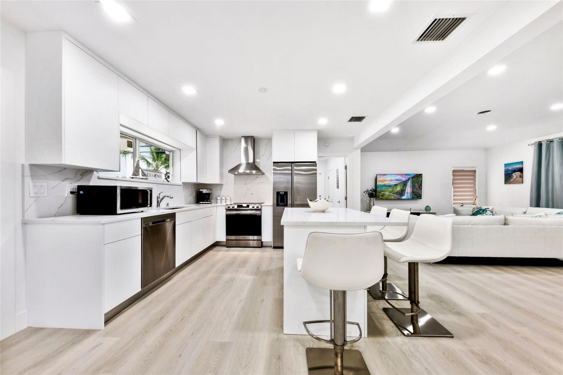 3329 NE 17th Street, Fort Lauderdale, FL 33305 Photo