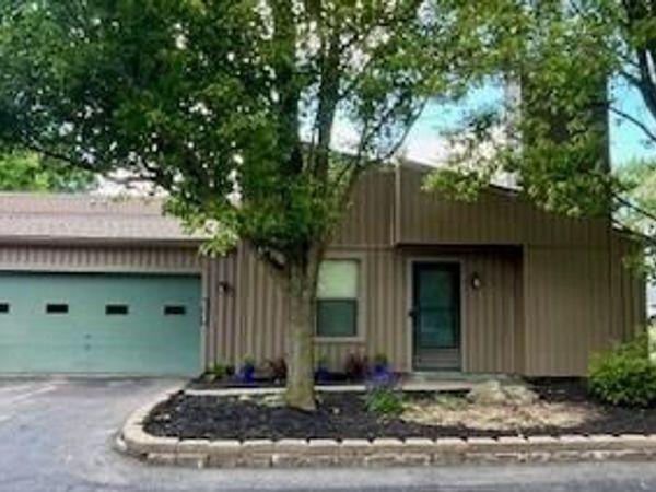1303 Worthington Creek Drive, Unit 9, Columbus, OH 43085