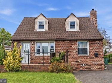 3523 DIXON AVENUE, BRISTOL, PA 19007