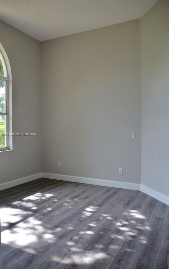 521 W Palm Aire Drive, Pompano Beach, FL 33069 Photo