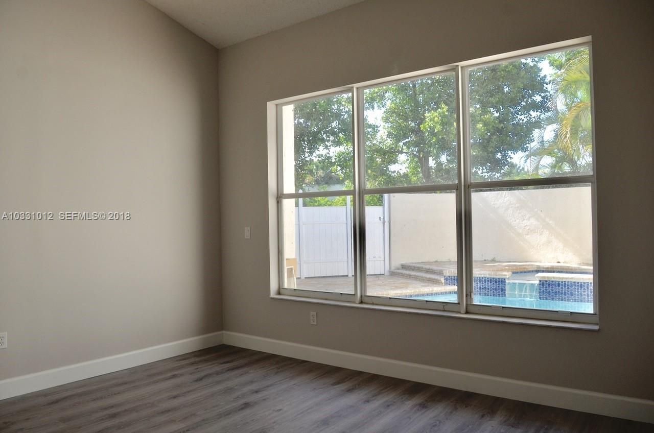 521 W Palm Aire Drive, Pompano Beach, FL 33069 Photo