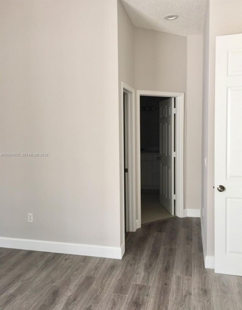 521 W Palm Aire Drive, Pompano Beach, FL 33069 Photo