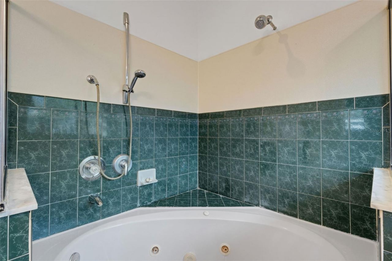 530 16th St Nw, Largo, FL 33770 Photo