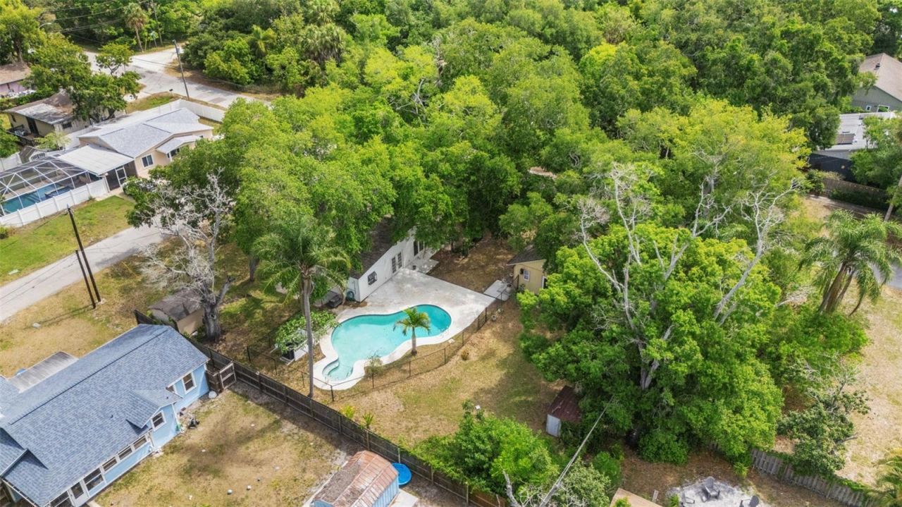 530 16th St Nw, Largo, FL 33770 Photo