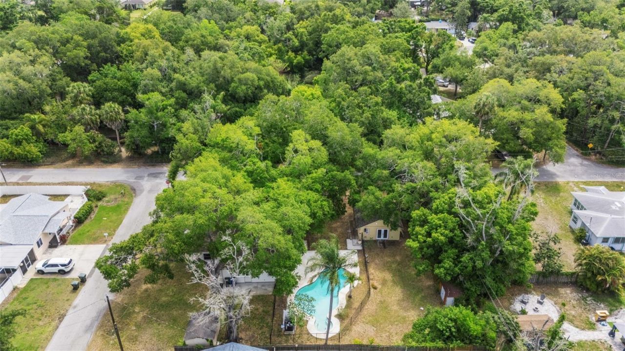 530 16th St Nw, Largo, FL 33770 Photo