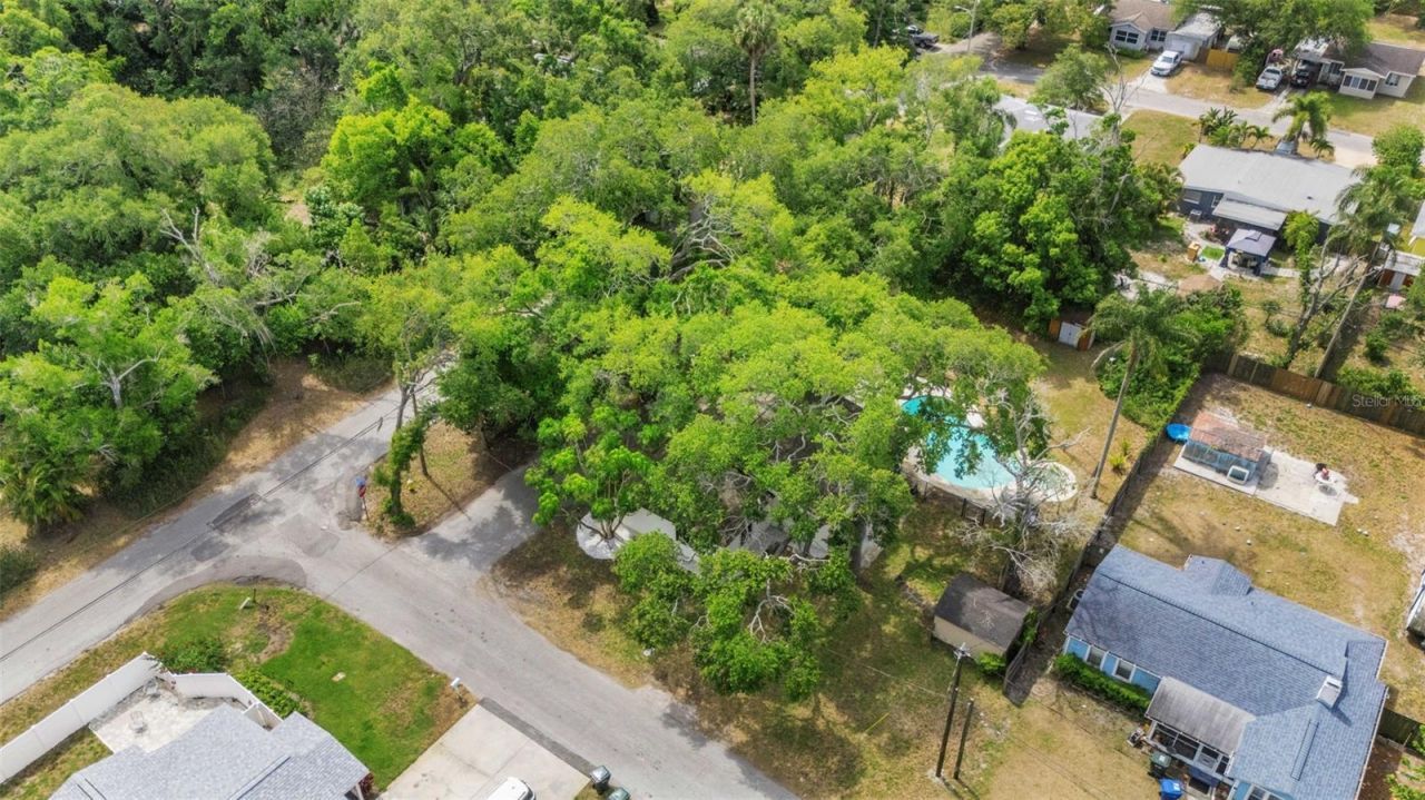 530 16th St Nw, Largo, FL 33770 Photo