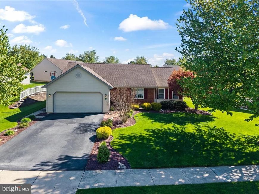 6 Springhouse Drive , Myerstown, PA 17067 Main Photo