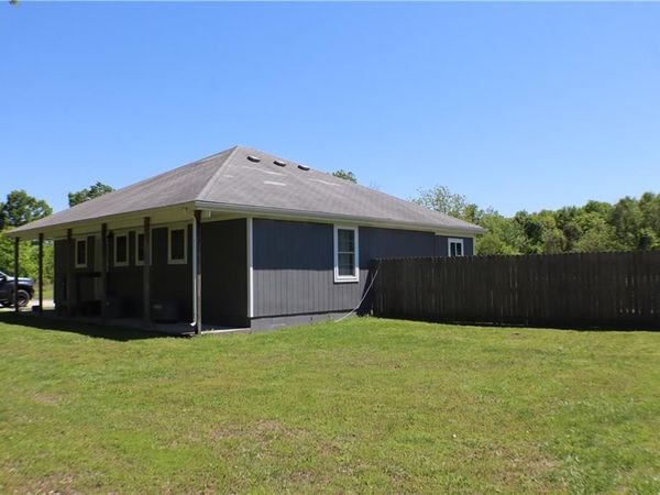32301 E State Route B Highway, Garden City, MO 64747