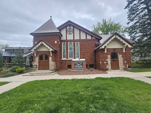 409 4th Street, Baraboo, WI 53913