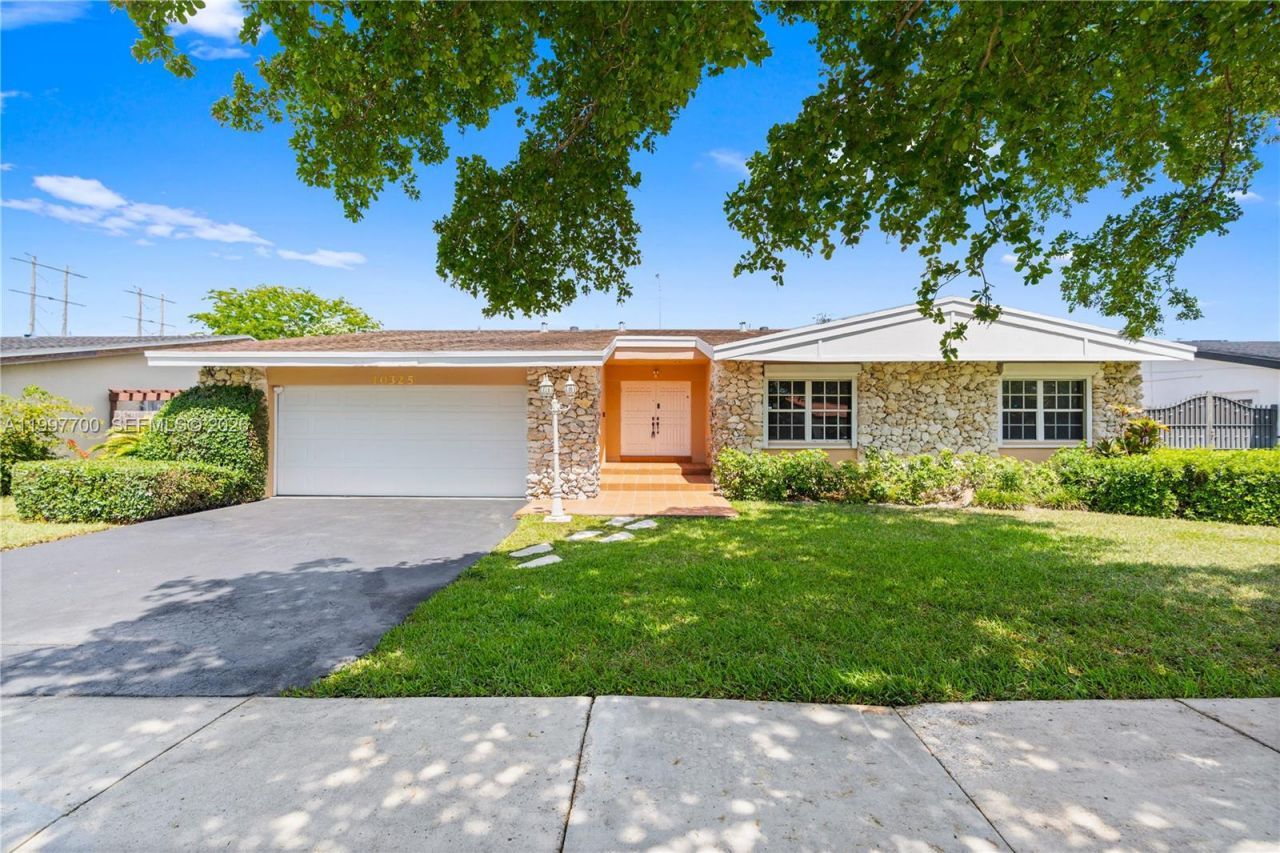 10325 SW 127th Ct, Miami, FL 33186 Photo