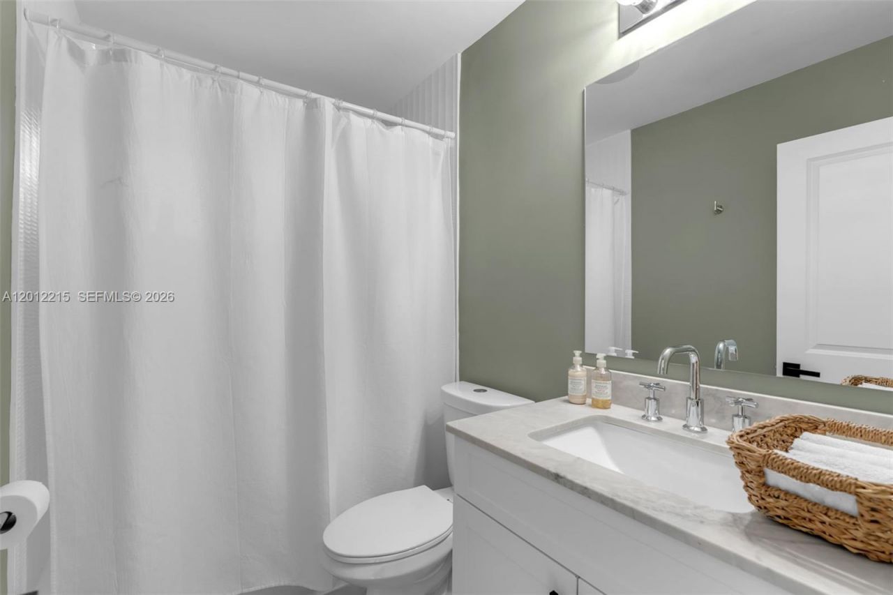 9250 SW 44th St , Miami, FL 33165 Photo