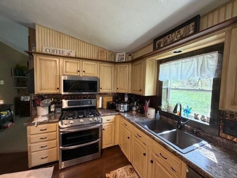 570 Crestrose Court, Howard, OH 43028 Photo 13